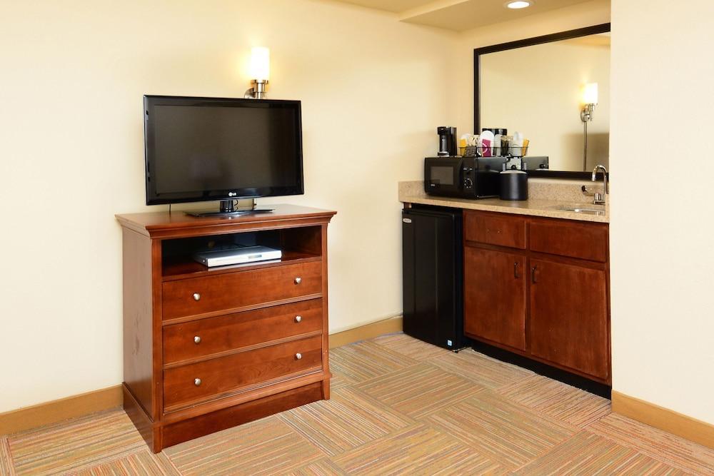 Hampton Inn Raleigh Capital Blvd North Dış mekan fotoğraf