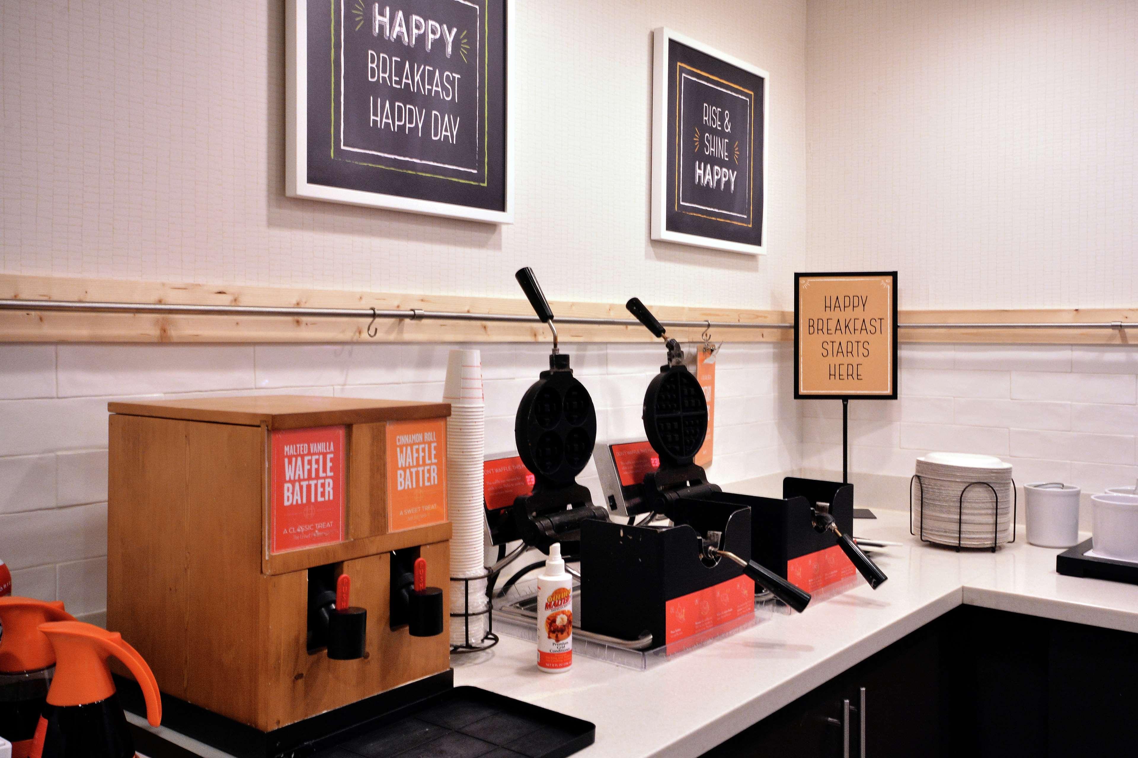 Hampton Inn Raleigh Capital Blvd North Dış mekan fotoğraf