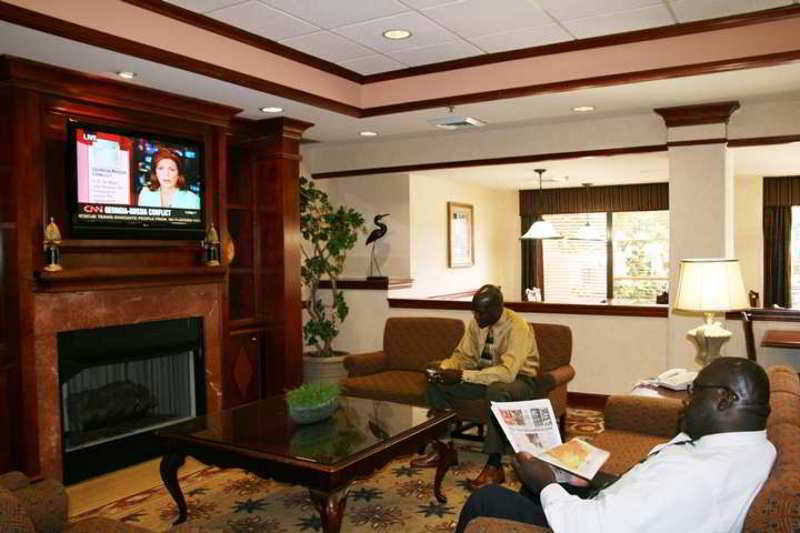 Hampton Inn Raleigh Capital Blvd North İç mekan fotoğraf