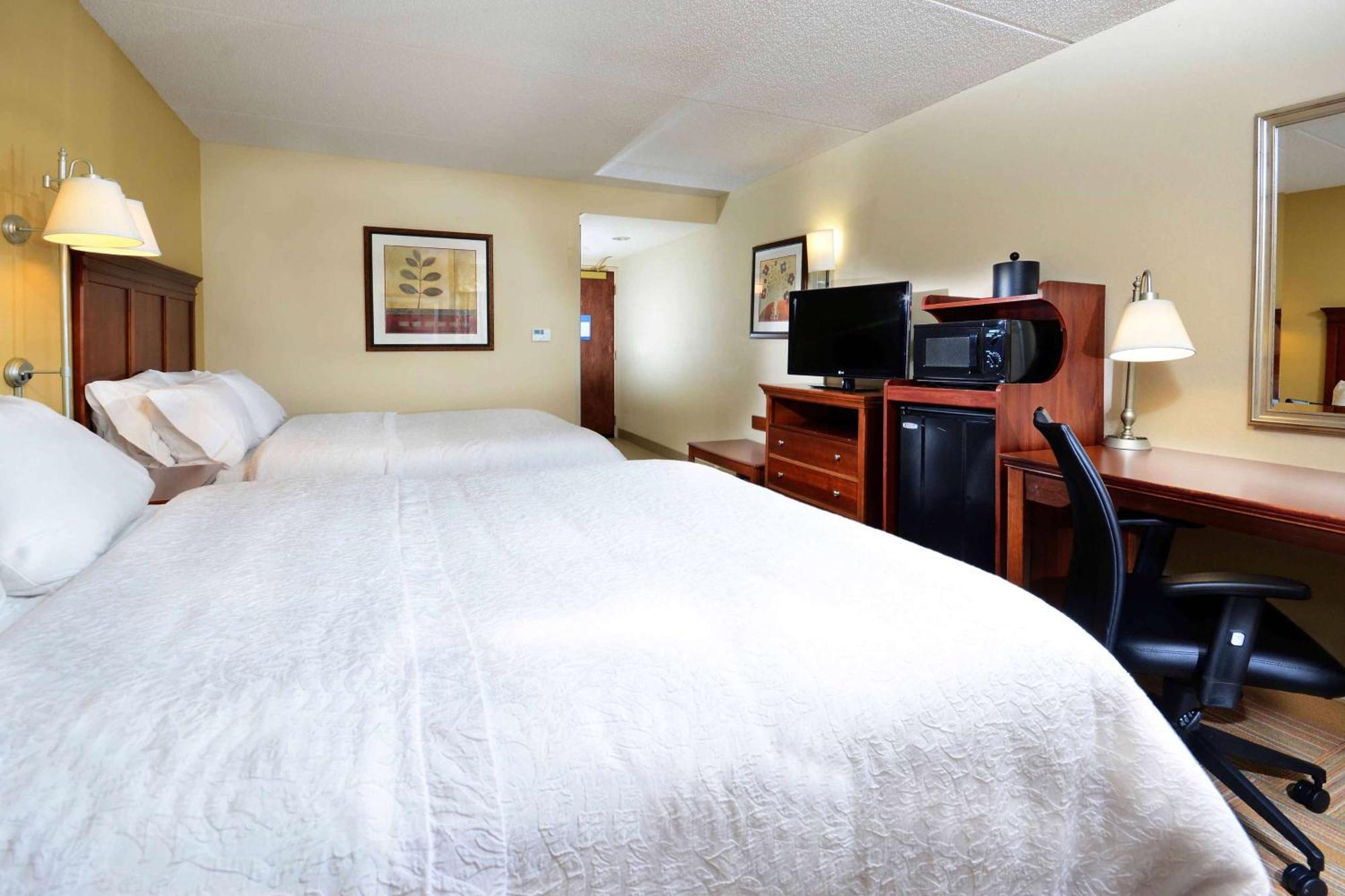 Hampton Inn Raleigh Capital Blvd North Dış mekan fotoğraf