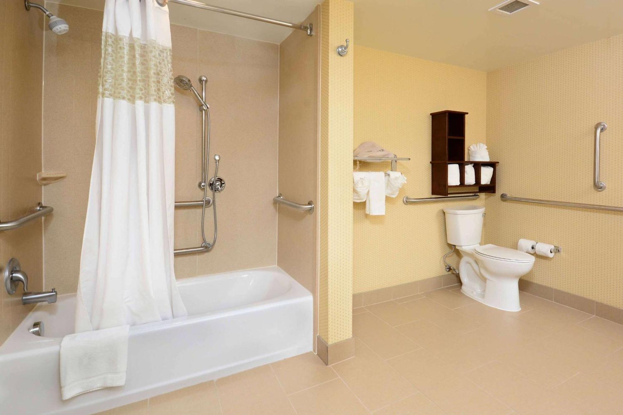 Hampton Inn Raleigh Capital Blvd North Dış mekan fotoğraf