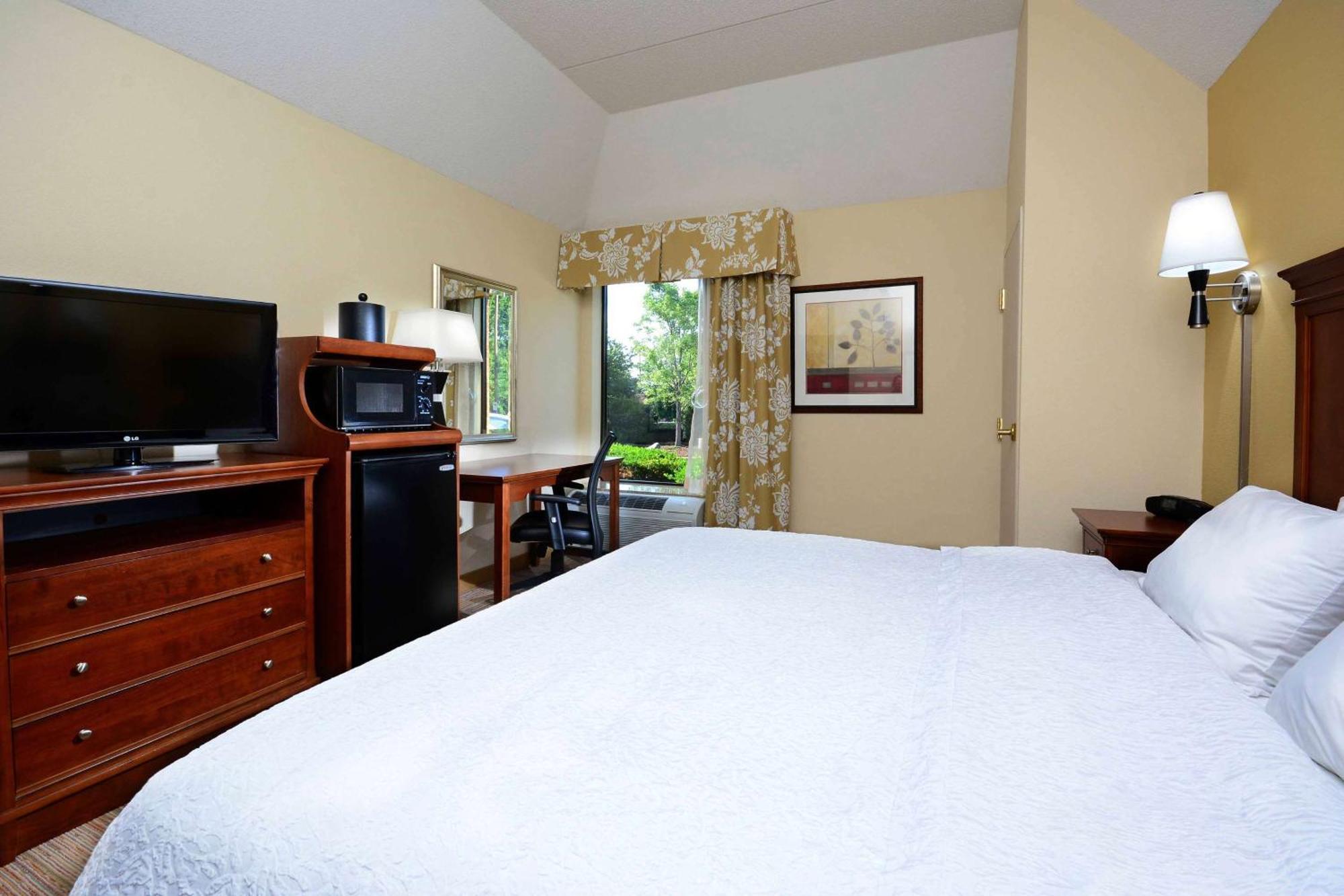 Hampton Inn Raleigh Capital Blvd North Dış mekan fotoğraf
