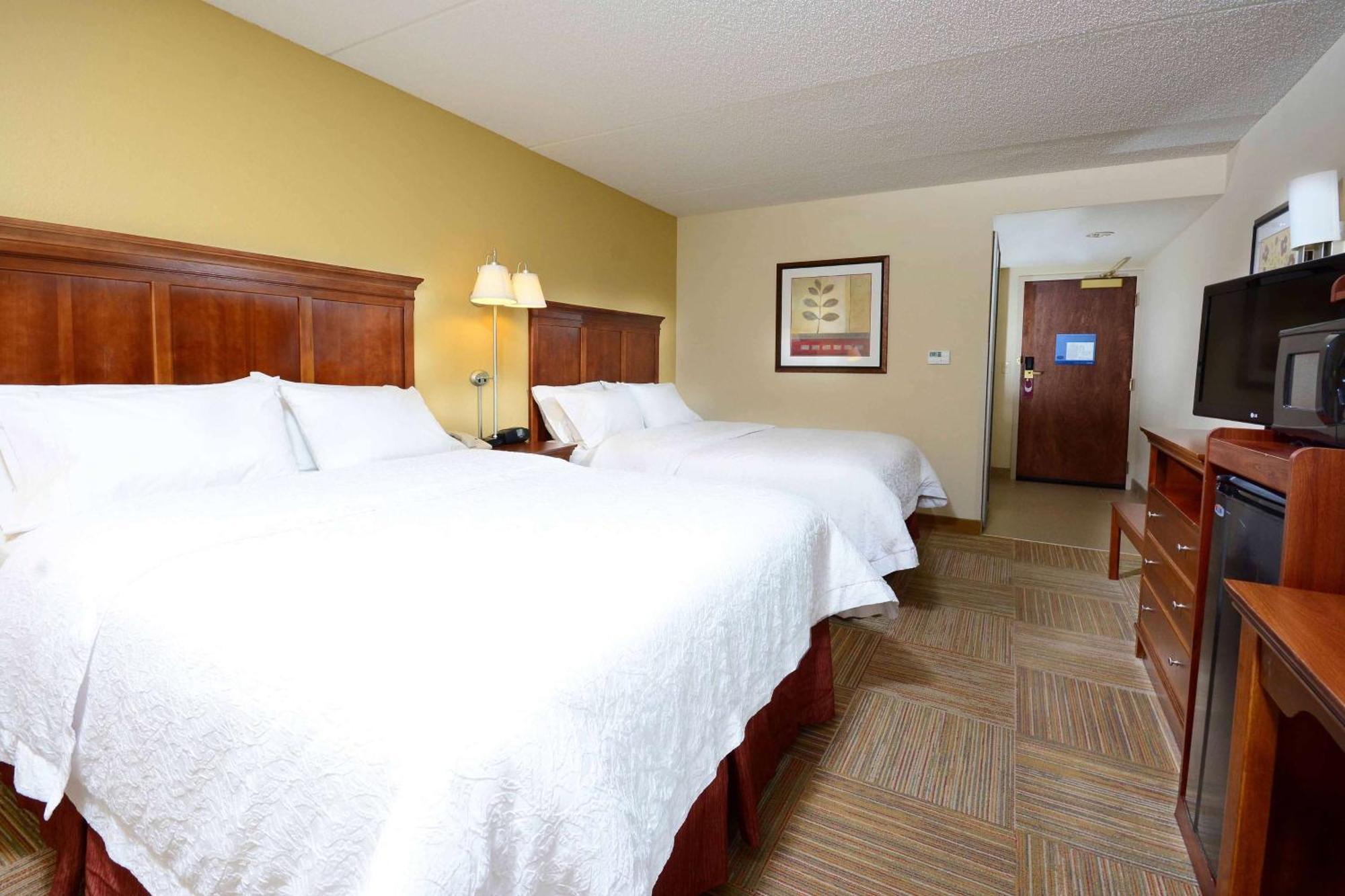 Hampton Inn Raleigh Capital Blvd North Dış mekan fotoğraf