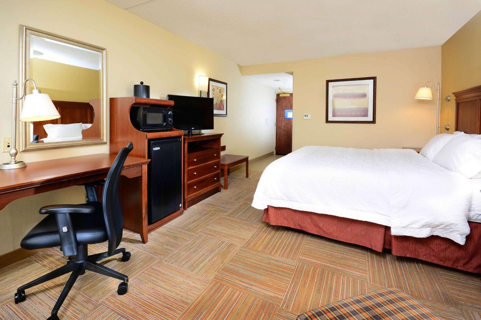 Hampton Inn Raleigh Capital Blvd North Dış mekan fotoğraf