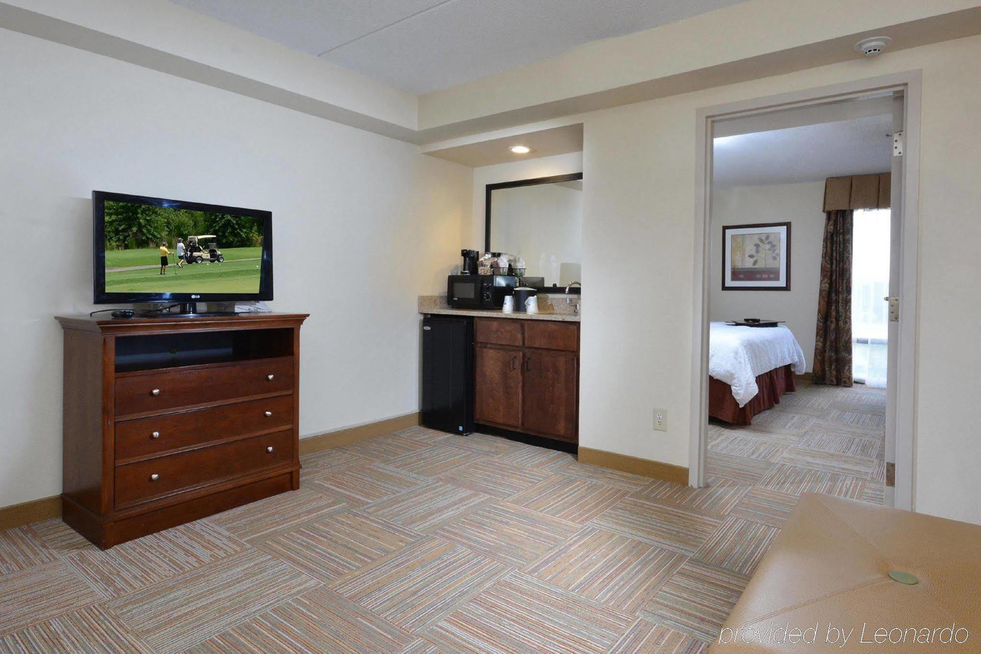 Hampton Inn Raleigh Capital Blvd North Dış mekan fotoğraf